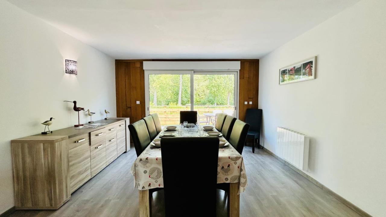 Chalet Avec Terrasse Sur Pilotis Vue Sur L'Etang รู ภายนอก รูปภาพ
